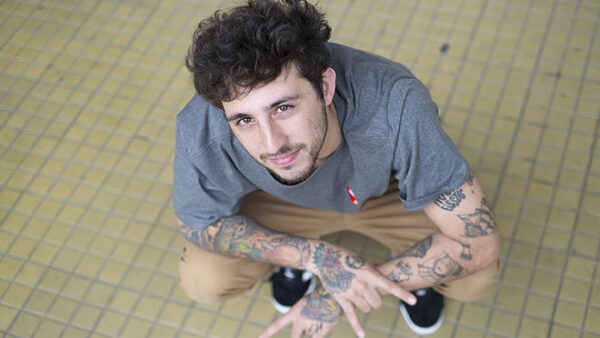 El rapero uruguayo-español Arquero contó sobre su nuevo disco: “El mundo aparte”