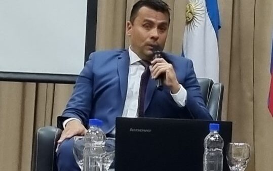 Laumann pidió darle tiempo a Milei